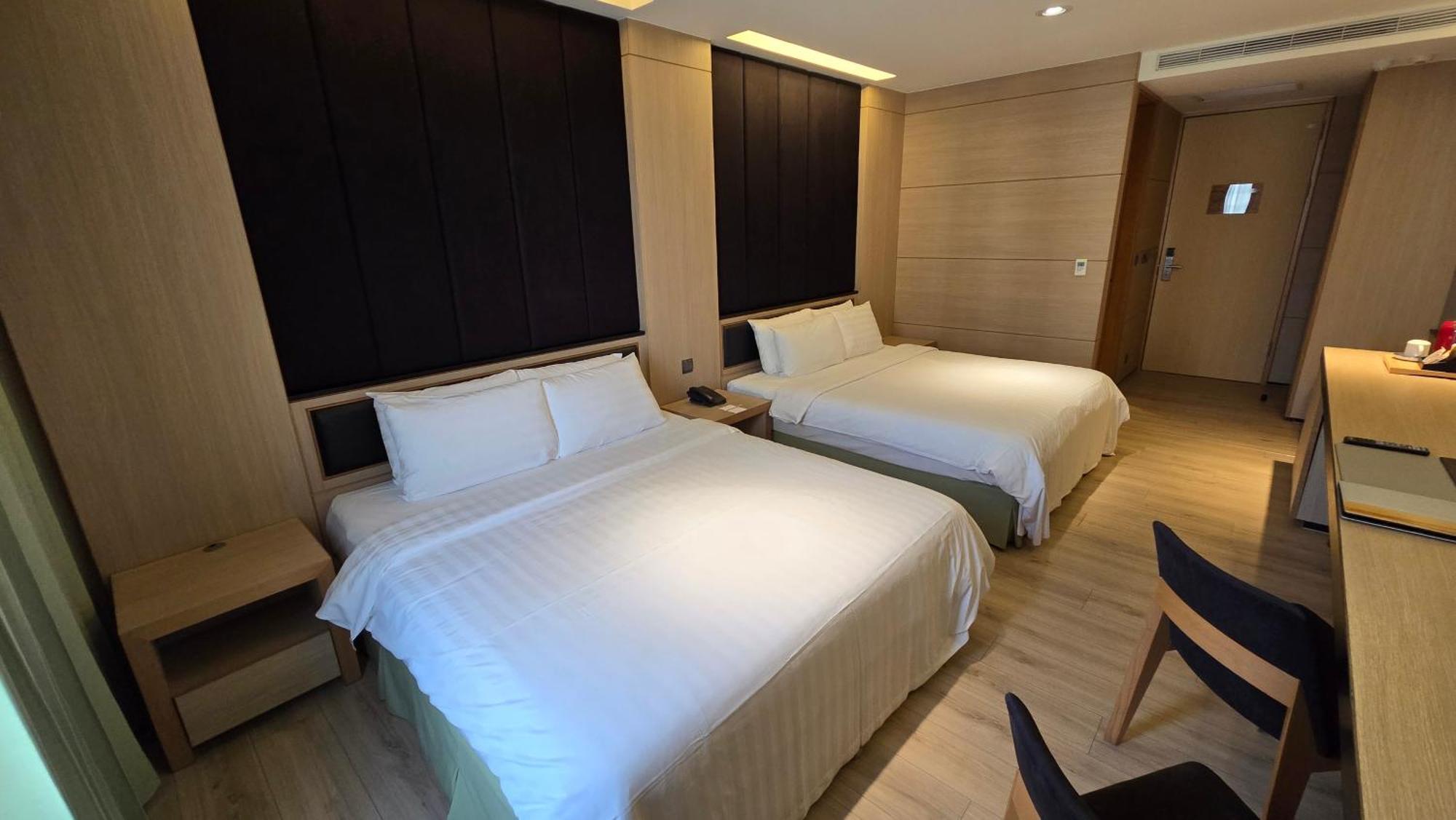 Hotel R14 Kaohsiung Exterior foto
