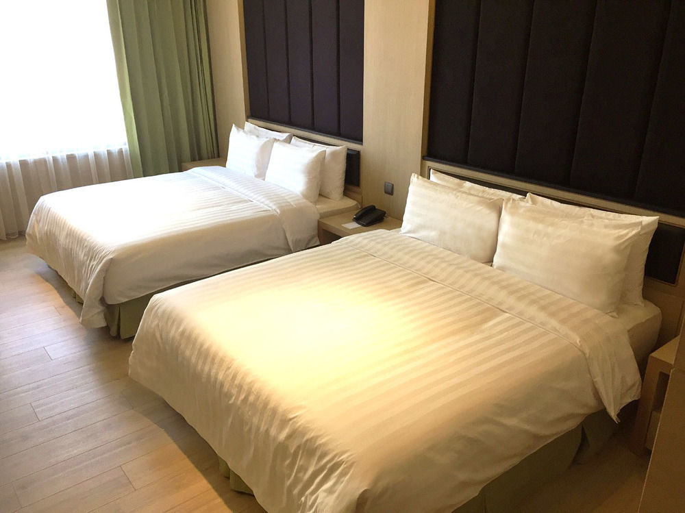 Hotel R14 Kaohsiung Exterior foto
